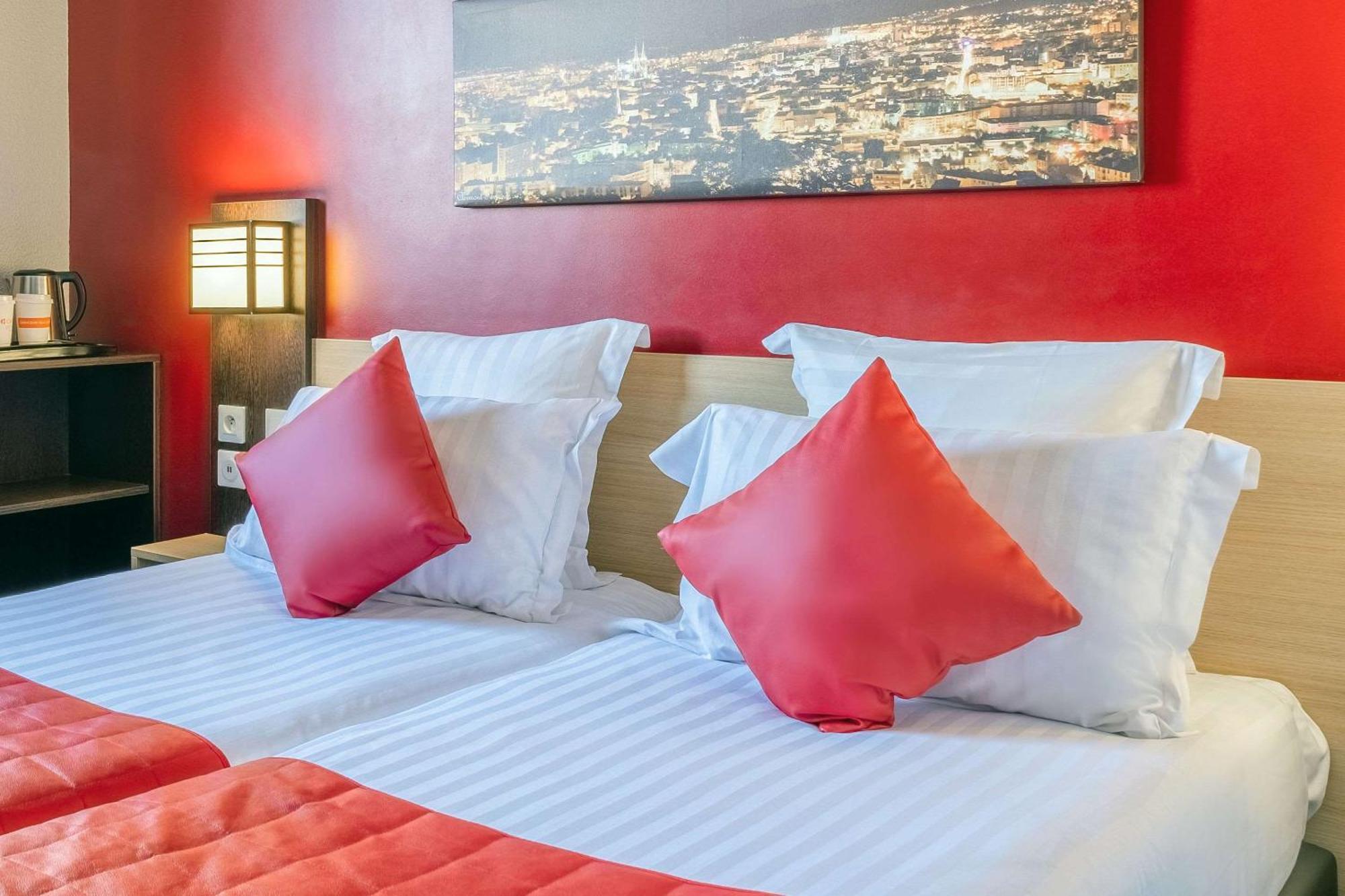 Comfort Hotel Clermont Saint Jacques Exterior foto